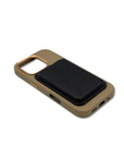 MagSafe Wallet schwarz mit Sandfarbener iPhone 14 Pro Hülle Maisleder GREENCASES Seitenansicht