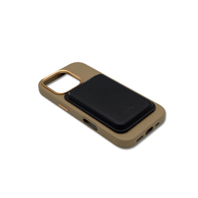 MagSafe Wallet schwarz mit Sandfarbener iPhone 14 Pro Hülle Maisleder GREENCASES Seitenansicht